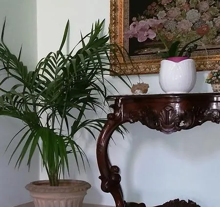 Pollio Nocleg ze śniadaniem 3*