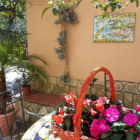 Pollio Nocleg ze śniadaniem