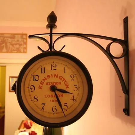 Pollio Nocleg ze śniadaniem 3*