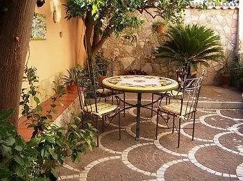Pollio Bed & Breakfast